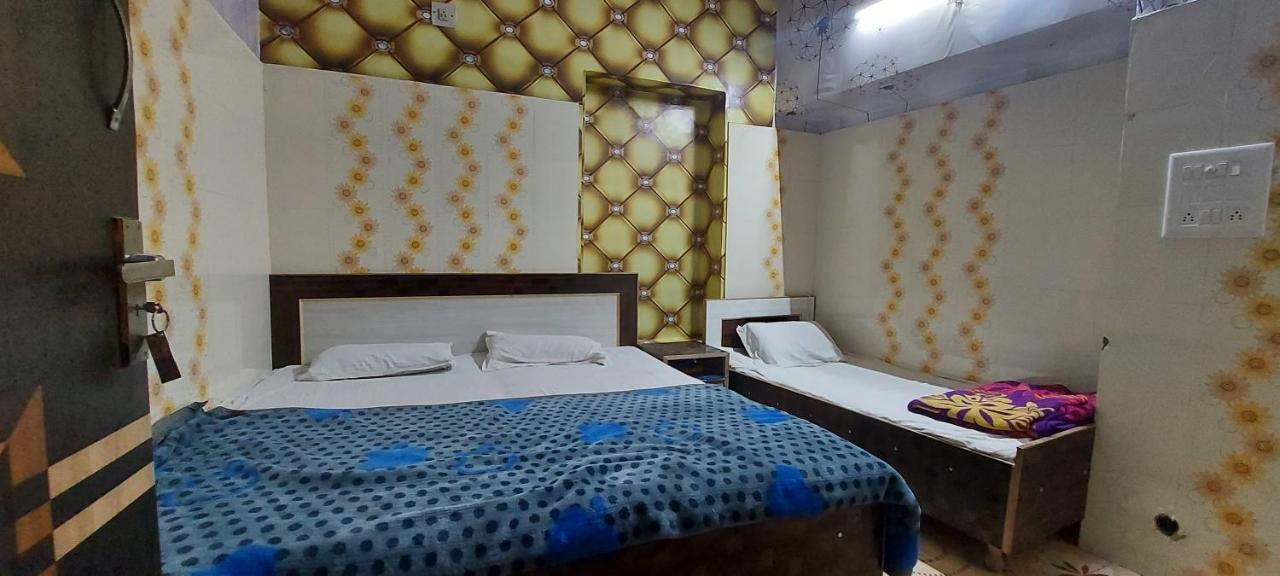 Mj Chawla Homestay Double Bed Attached Bathroom Room Amritsar Exterior photo